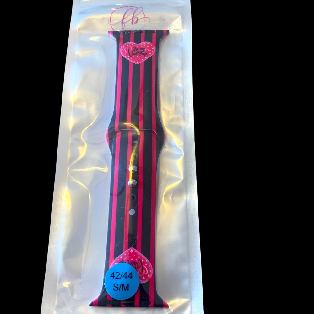 ***GREAT FOR VALENTINES DAY**** Fancy Bands Silicone Watch Band for Apple Watch